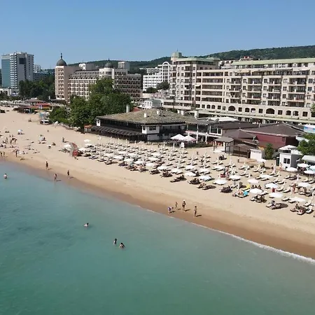 Fs Apartments - Modern Sea-View Apt - First Line * Golden Sands