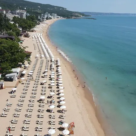 Apartmán Fs Beachfront Luxury With Panoramic Sea View *