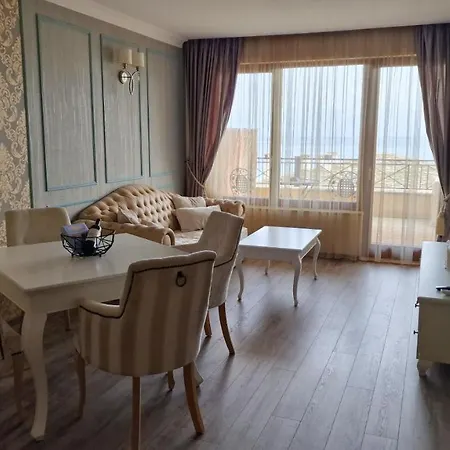 Apartmán Fs Beachfront Luxury With Panoramic Sea View *